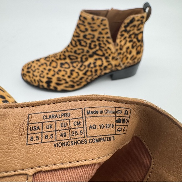 Vionic Clara Leather Cow Hair Leopard Ankle Boot Size 8.5 - Picture 11 of 12